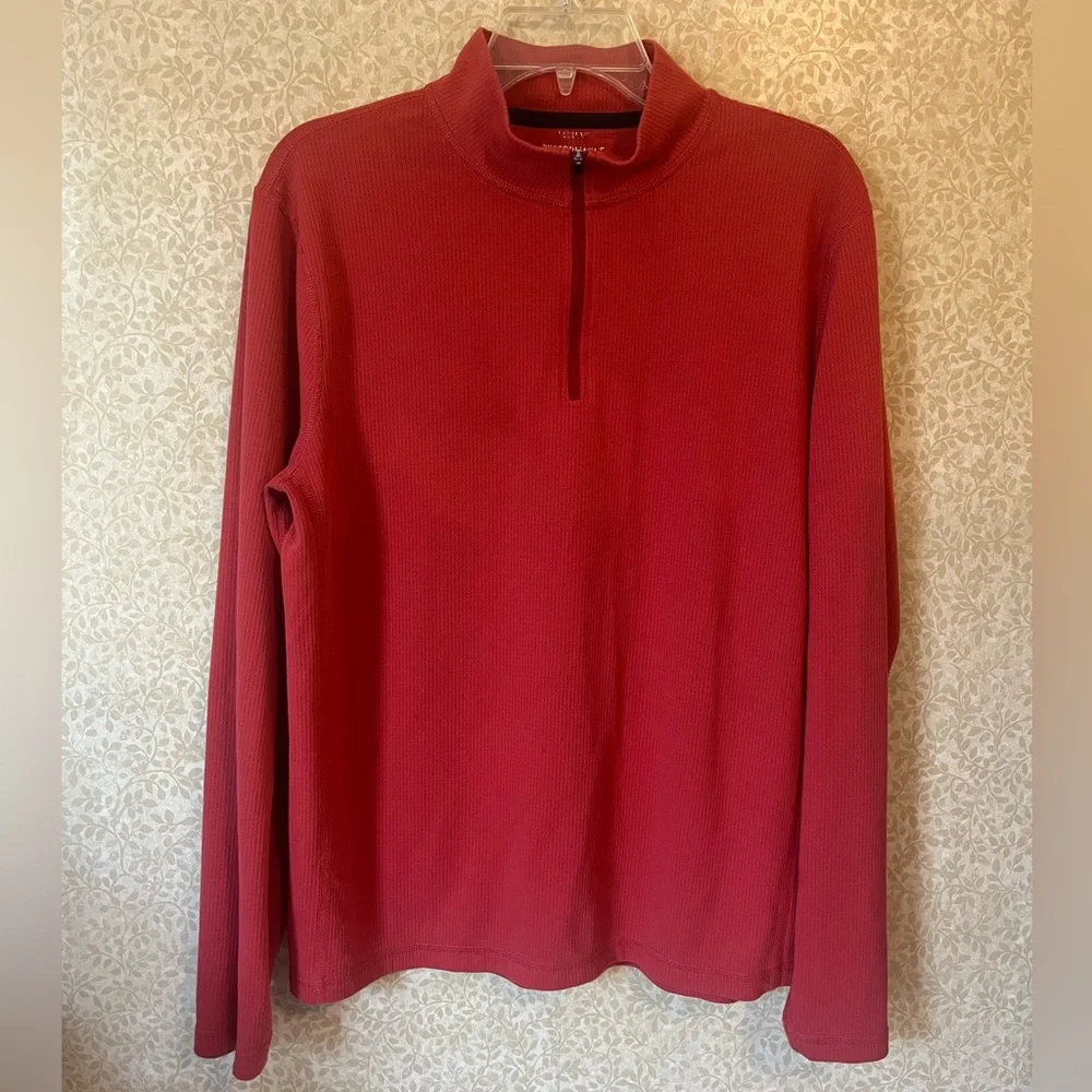 Mens J. crew 1/4 zip size medium.